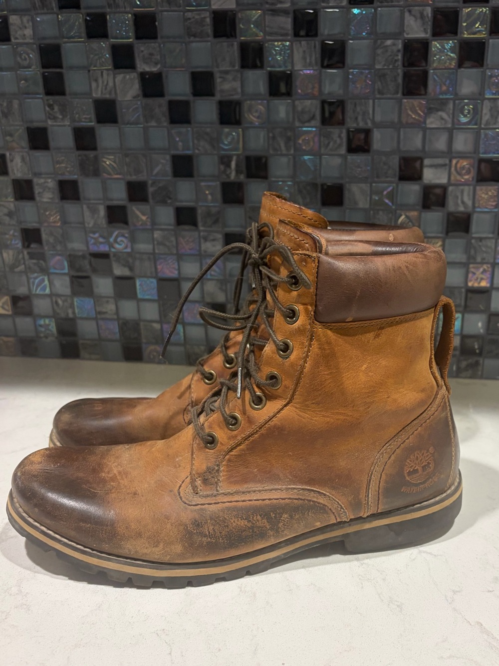 Timberland Men’s Size 10 Earthkeepers Rugged Waterproof 6’-Soles to be detailed